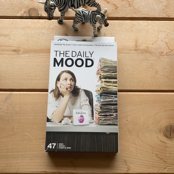 The Daily Mood desk top flip book.  Let your coworkers/family know your mood 🤪 - Picture 4 of 11